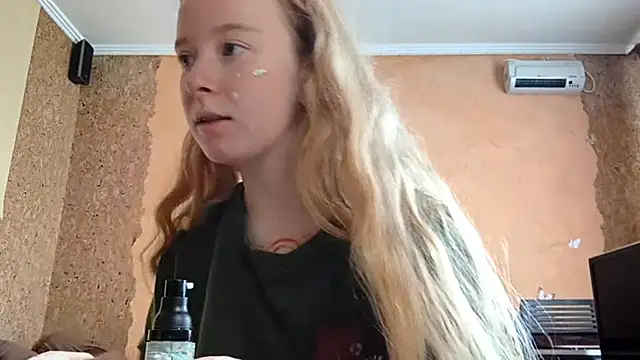 KateVibe 01 online show from July 8, 4:46 am