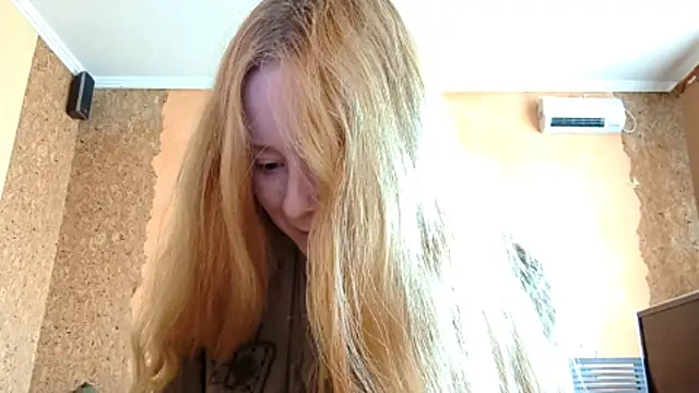 KateVibe 01 online show from April 24, 4:03 am