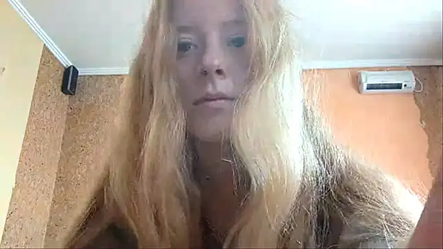 KateVibe 01 online show from June 17, 10:30 pm