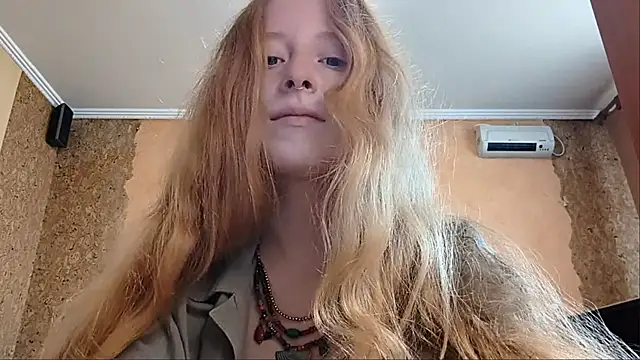 KateVibe 01 online show from June 12, 3:04 am