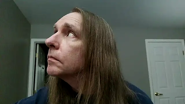 Snapshot of Magnus_Luv chatting on June 21, 12:16 am Magnus Luv online show from June 21, 12:16 am