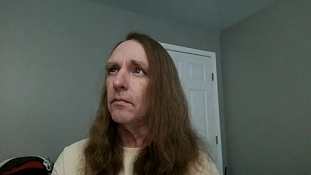 Snapshot of Magnus_Luv chatting on June 6, 8:03 pm Magnus Luv online show from June 6, 8:03 pm