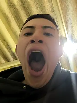 AlejoTheBig online show from April 5, 7:31 pm