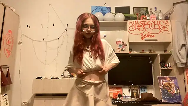 RedHeadCat online show from April 8, 9:27 pm