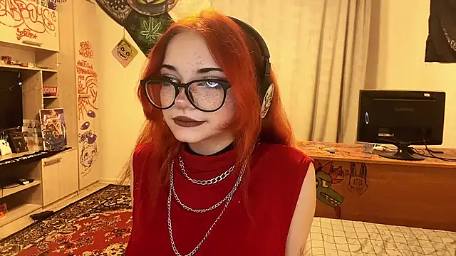 RedHeadCat online show from May 13, 10:17 pm
