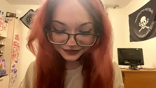 RedHeadCat online show from April 28, 9:30 pm