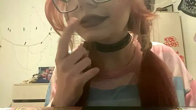 RedHeadCat online show from April 27, 9:35 pm