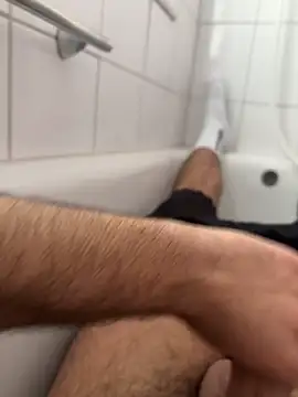 BIGGCOCK20CM online show from April 5, 10:00 am