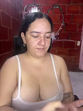 Snapshot of Fresita-12 chatting on June 12, 1:09 pm Fresita-12 online show from June 12, 1:09 pm