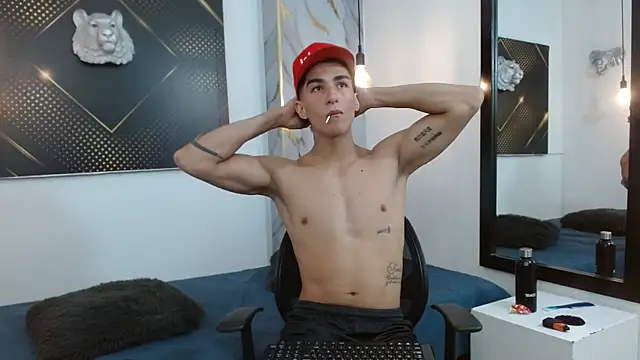 GoldenDesireX  online show from April 7, 7:15 pm