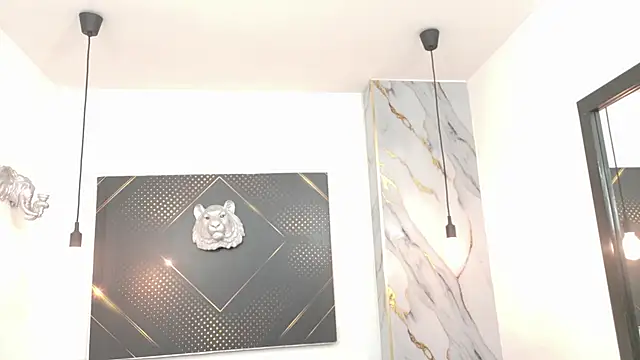 GoldenDesireX  online show from May 17, 6:52 pm