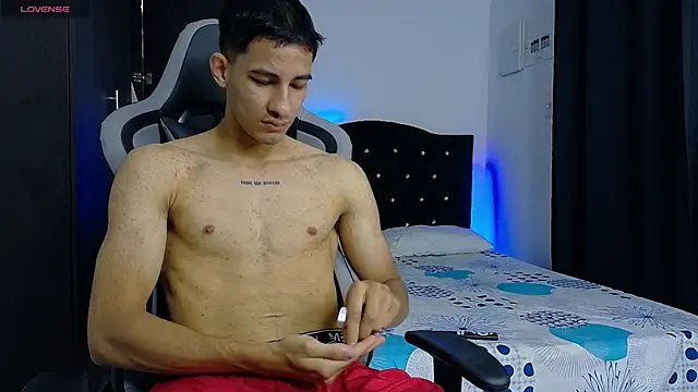 JakeMonroe online show from May 26, 2:48 pm