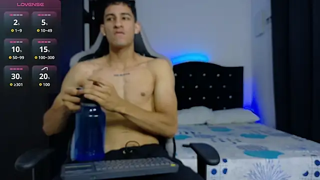 JakeMonroe online show from May 28, 3:18 pm
