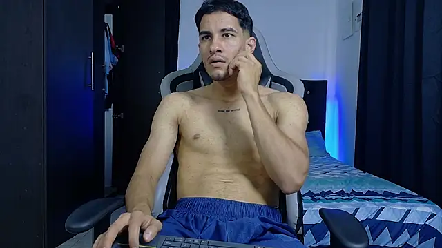 JakeMonroe online show from June 24, 9:23 pm