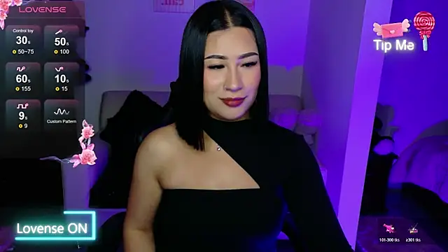 Snapshot of EvelynLeen_ chatting on May 23, 11:09 am EvelynLeen online show from May 23, 11:09 am