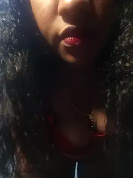 michelle castillo online show from May 3, 3:11 am