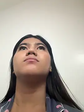 JassmineLove online show from April 5, 4:13 pm