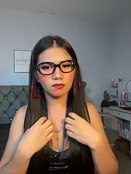JassmineLove online show from June 15, 8:14 am