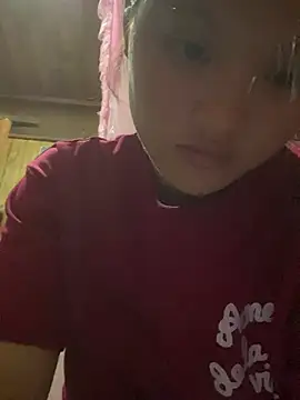   Sunflower   online show from April 11, 1:04 pm