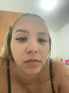 Snapshot of gabyzinha2030 chatting on June 30, 10:10 pm gabyzinha2030 online show from June 30, 10:10 pm
