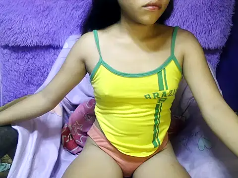 kiffy miley79 online show from April 26, 1:36 am