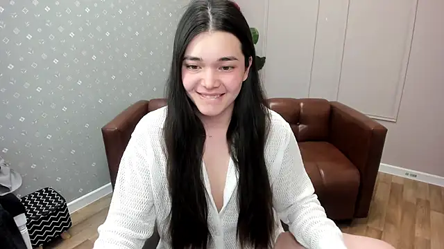 Arianna Grandi online show from May 10, 2:30 pm