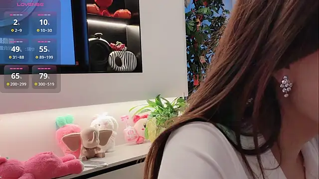 tingting-youu online show from April 28, 11:25 am