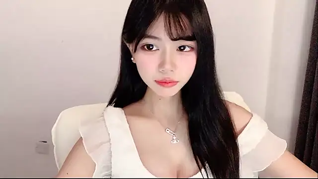 Snapshot of Kitteovo chatting on July 1, 12:05 pm Kitteovo online show from July 1, 12:05 pm