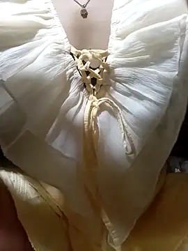 minachao121 online show from April 7, 10:50 am