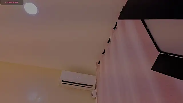 sweetkimmie  online show from April 30, 11:17 am