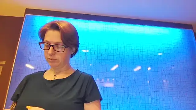 Snapshot of Rubygirl6 chatting on September 20, 8:52 am Rubygirl6 online show from September 20, 8:52 am