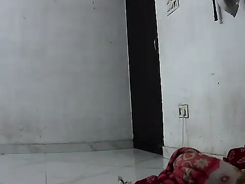 hotty-krtika online show from April 11, 8:40 am