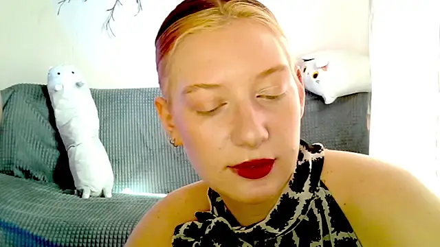 earn my lily online show from April 17, 7:22 am