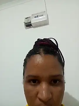 SunKissedDoll online show from April 8, 2:40 pm