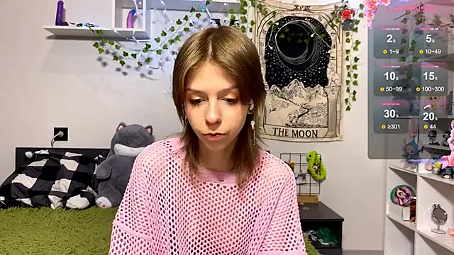 LunaBless online show from April 15, 2:06 am