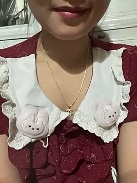   Mochi squirt   online show from April 8, 1:12 pm