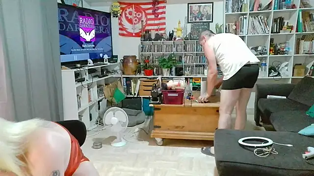 teddythebeer86 online show from June 2, 2:06 pm