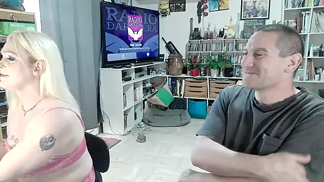 teddythebeer86 online show from May 12, 1:06 pm