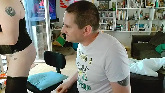 teddythebeer86 online show from May 21, 10:56 am