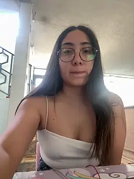 Snapshot of vampiralatina chatting on May 14, 5:21 pm vampiralatina online show from May 14, 5:21 pm
