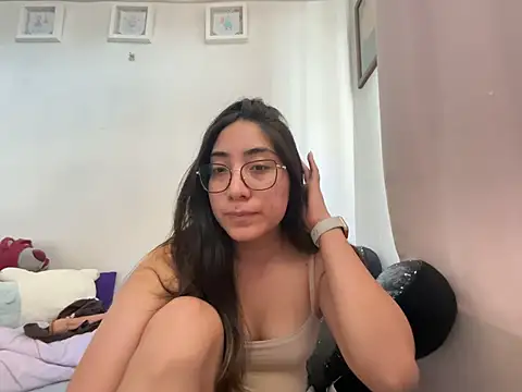 Snapshot of vampiralatina chatting on July 9, 6:29 pm vampiralatina online show from July 9, 6:29 pm