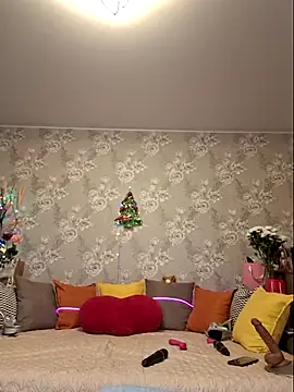 LaliaMia online show from December 5, 3:21 pm