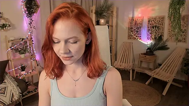LisaAris online show from April 20, 6:31 pm