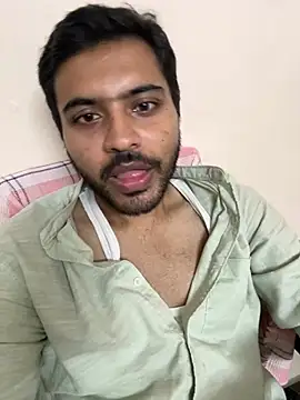 Sweetloverr28 online show from April 28, 10:58 pm