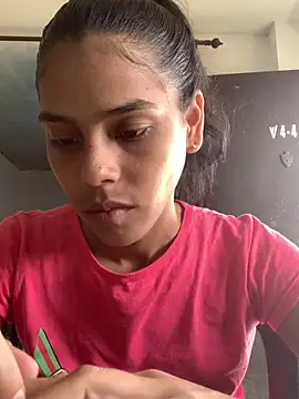 Snapshot of Jasmine_sweed1 chatting on May 19, 8:49 pm Jasmine sweed1 online show from May 19, 8:49 pm