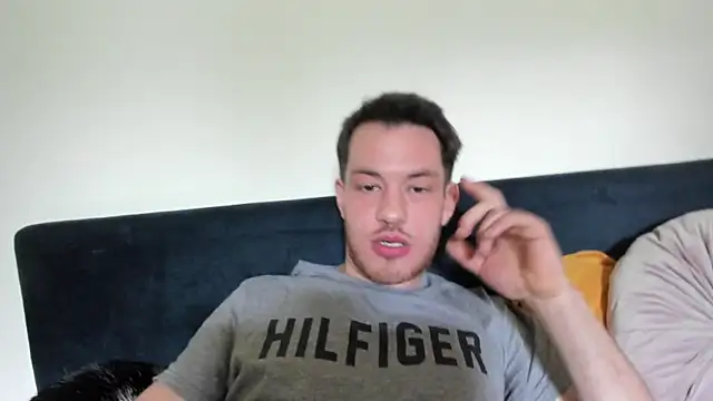 jaxreborn online show from April 18, 11:23 am