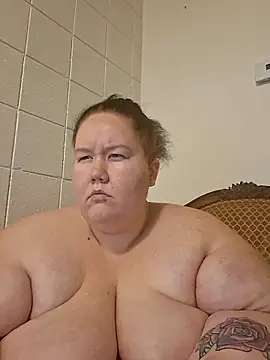 hisalphaqueen27 online show from April 11, 5:15 am