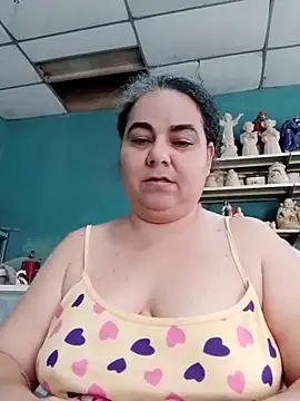 Golositadeamor online show from May 9, 8:01 pm