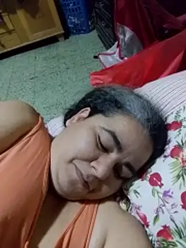 Golositadeamor online show from June 6, 8:25 pm