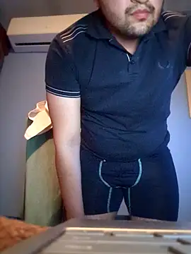 DavidGomez19x online show from April 18, 5:32 am